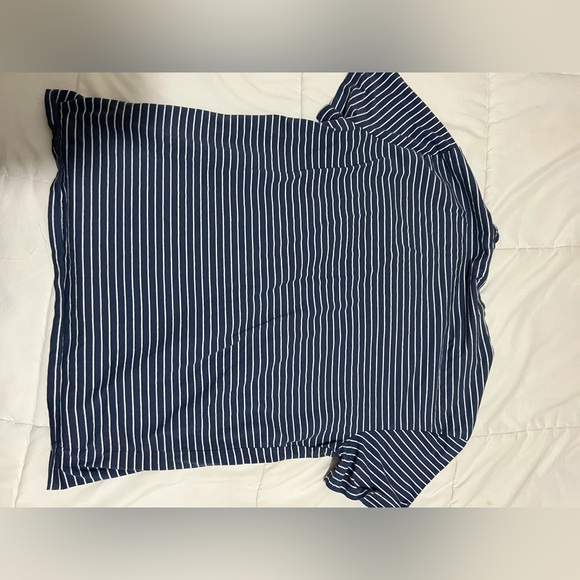 Blue and white striped shirt, brand new, light - Picture 3 of 4